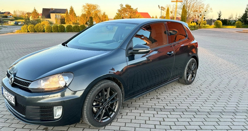 Volkswagen Golf cena 33500 przebieg: 311000, rok produkcji 2010 z Czempiń małe 191